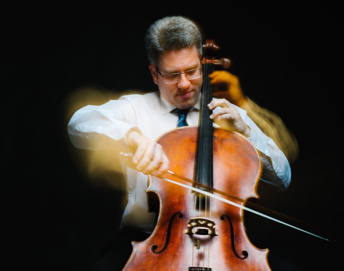 Peter Hudler mit seinem Violoncello