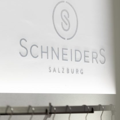 Kleiderbügel Schneiders